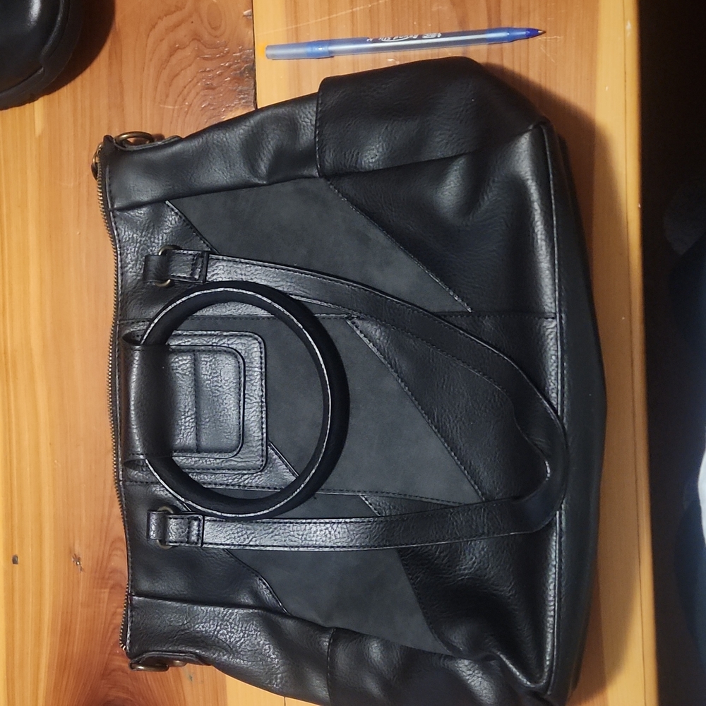 Black Purse